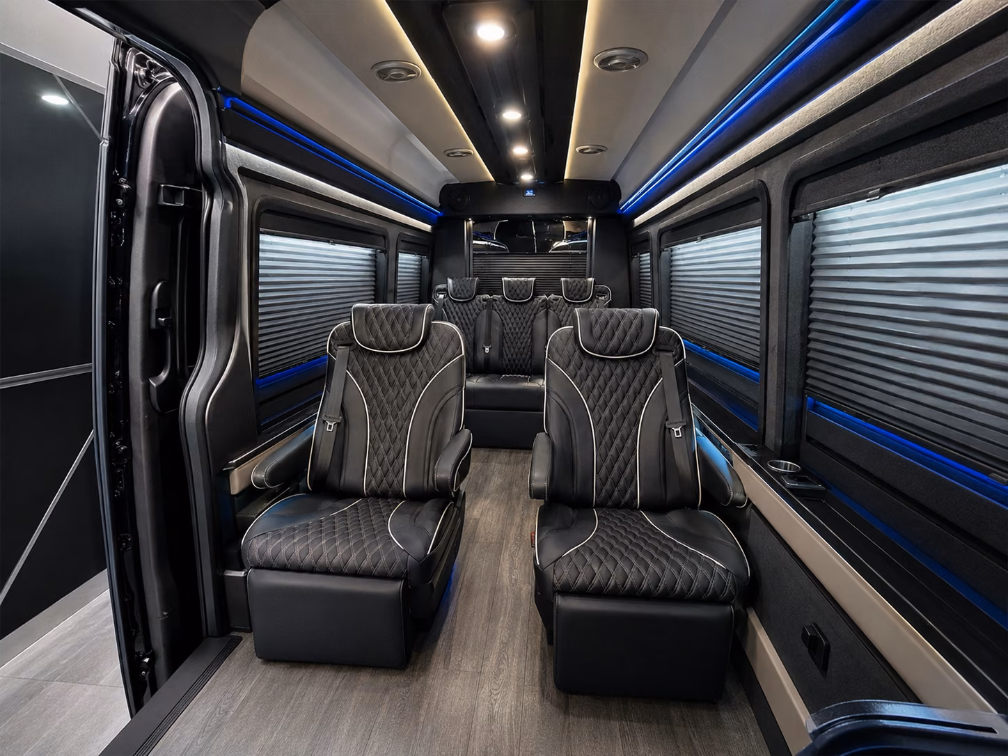corporate airport transfers from farmington hills office campuses