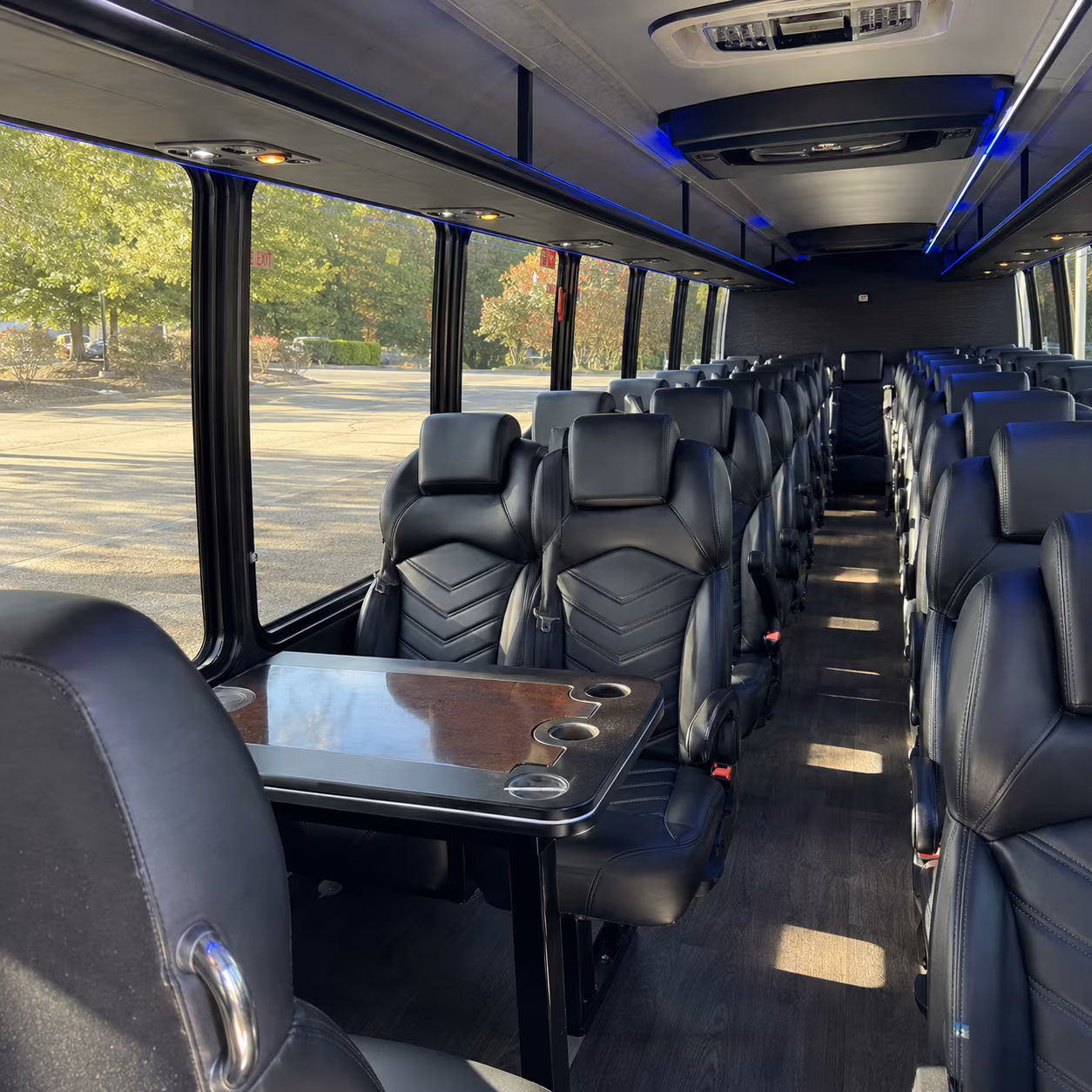 farmington hills airport transportation onboard seating
