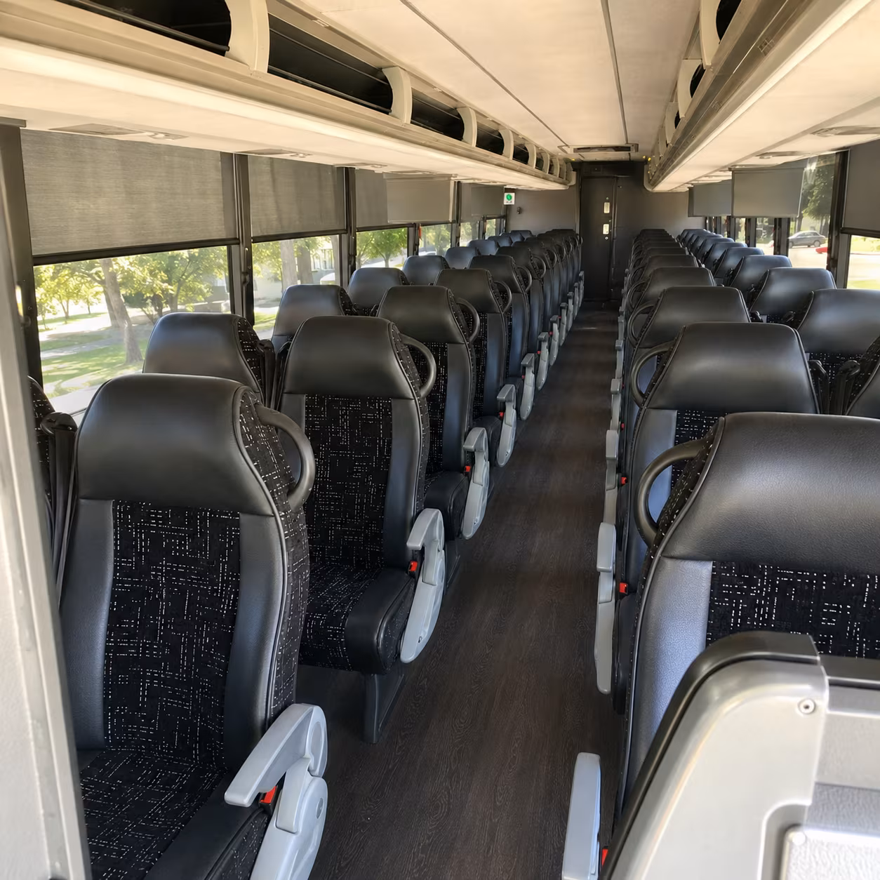 farmington hills bus rental service area