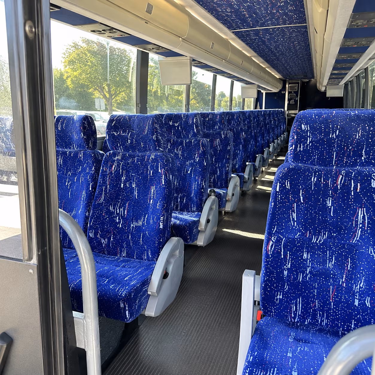 farmington hills charter bus services inside