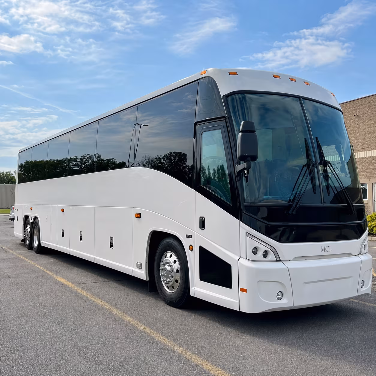 farmington hills sporting event transportation onboard