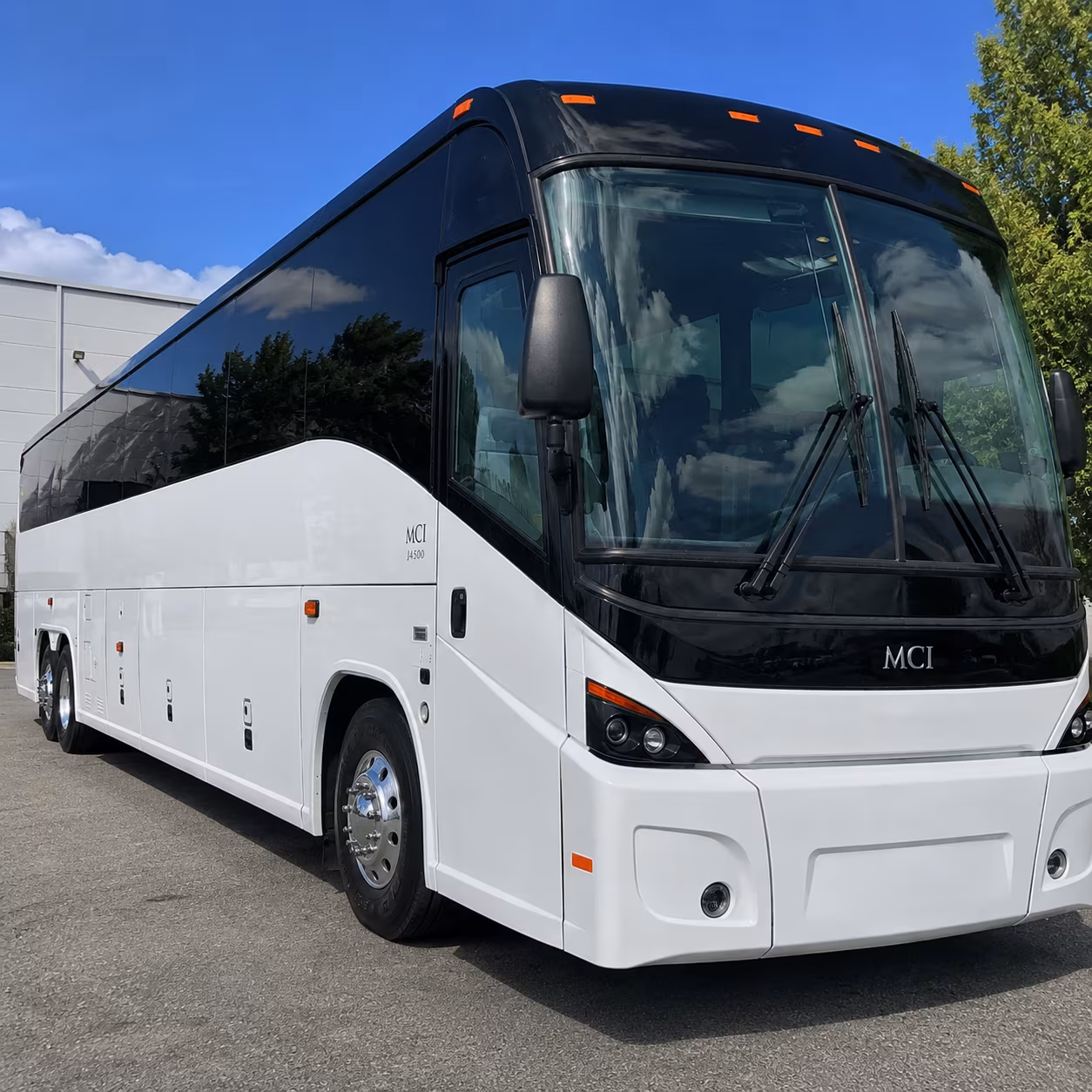 farmington hills sporting event transportation