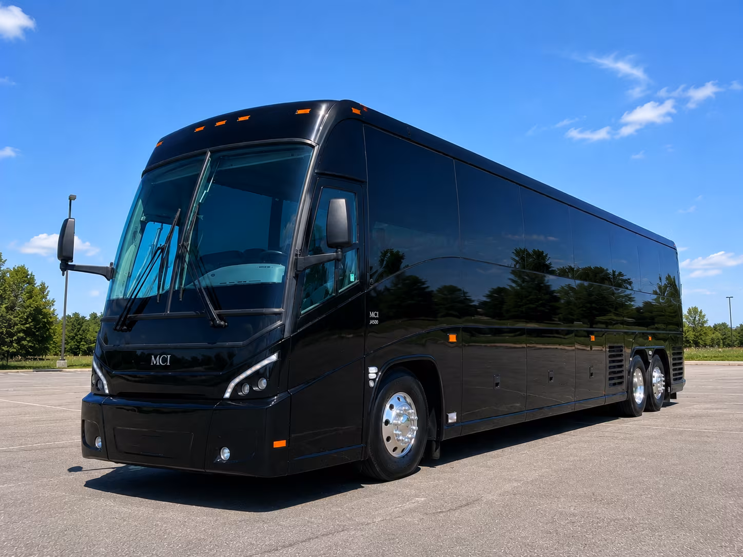 michigan football saturdays charter buses from farmington hills to ann arbor