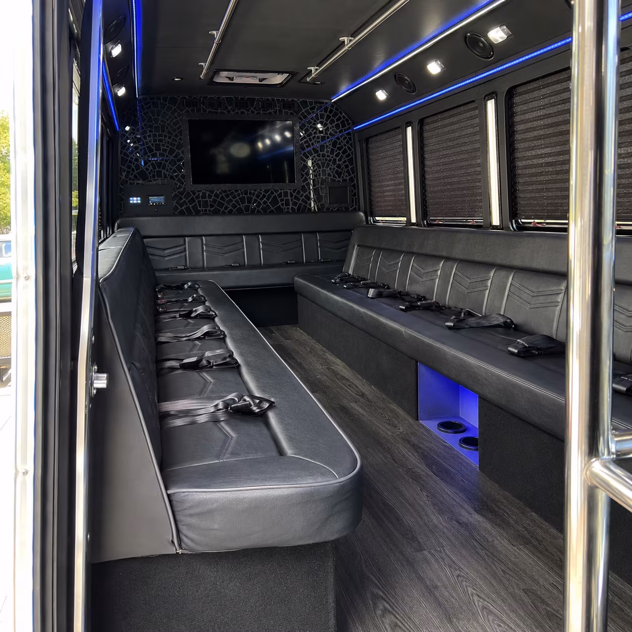 party bus wine tours in farmington hills celebrate every sip between stops