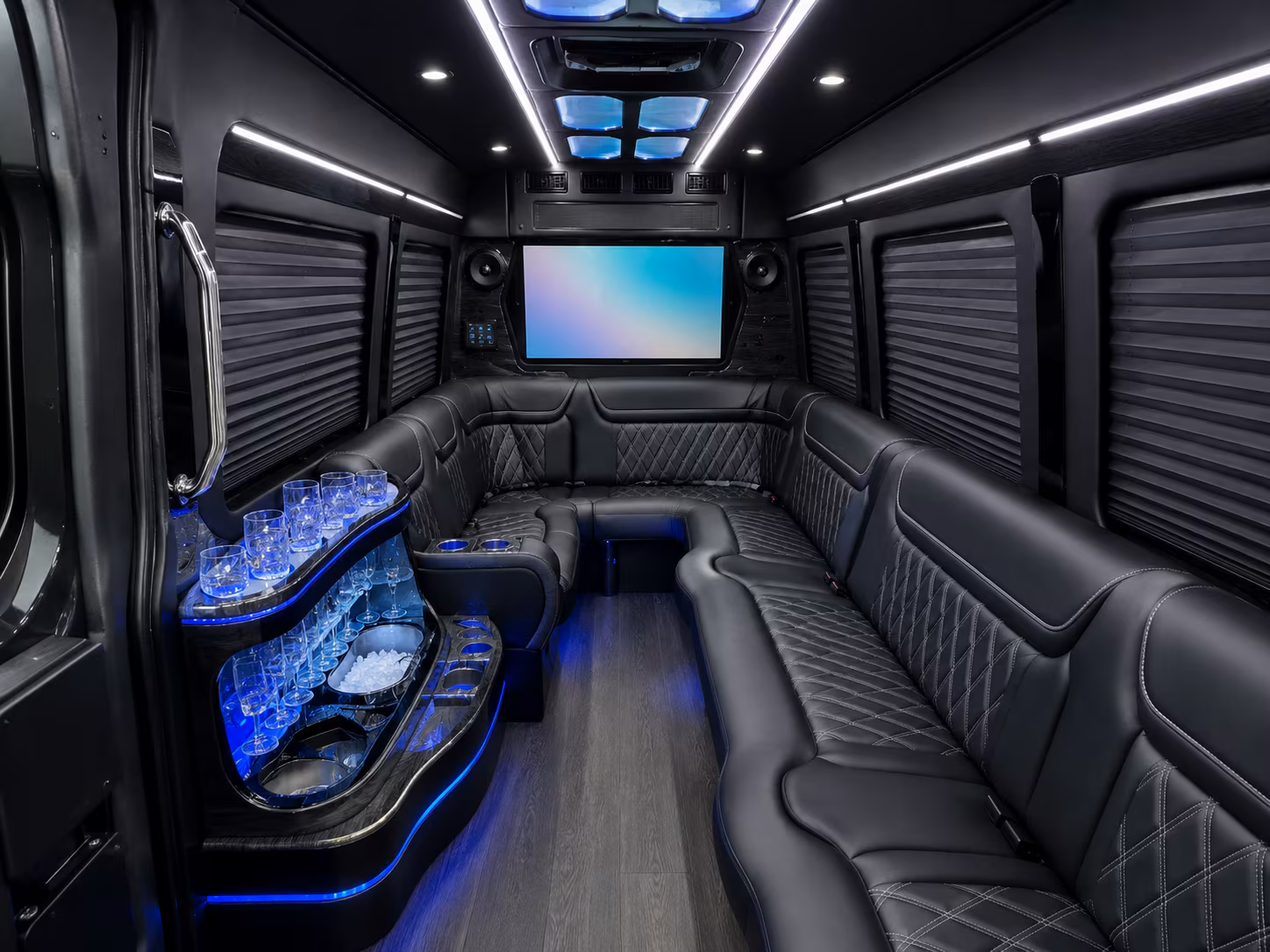 with farmingtonhillscharterbusservices com securing a bus to detroit events from farmington hills takes minutes